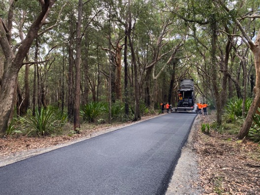 Projects_Garrawarra-Farm-Road-Upgrade-9_4-3_528x396_0-21MP